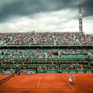 Roland Garros é uma das principais competições de tênis do mundo. Conheça algumas vantagens das apostas nas partidas de Roland Garros.