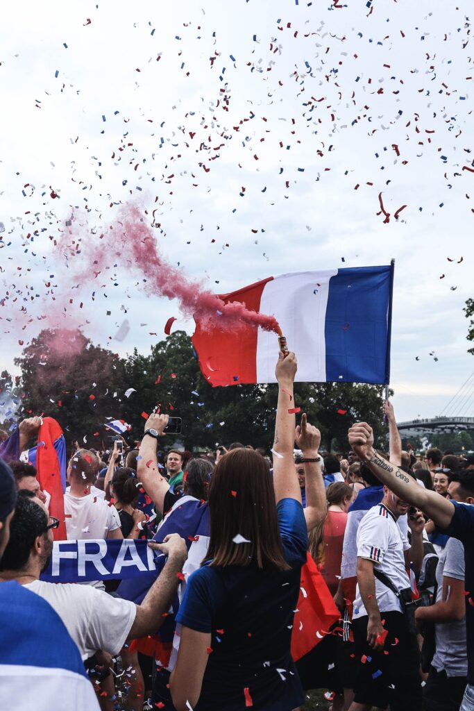 Saiba como a vencedora da última copa, a França, planeja vencer novamente, dessa vez na Copa do Catar 2022.