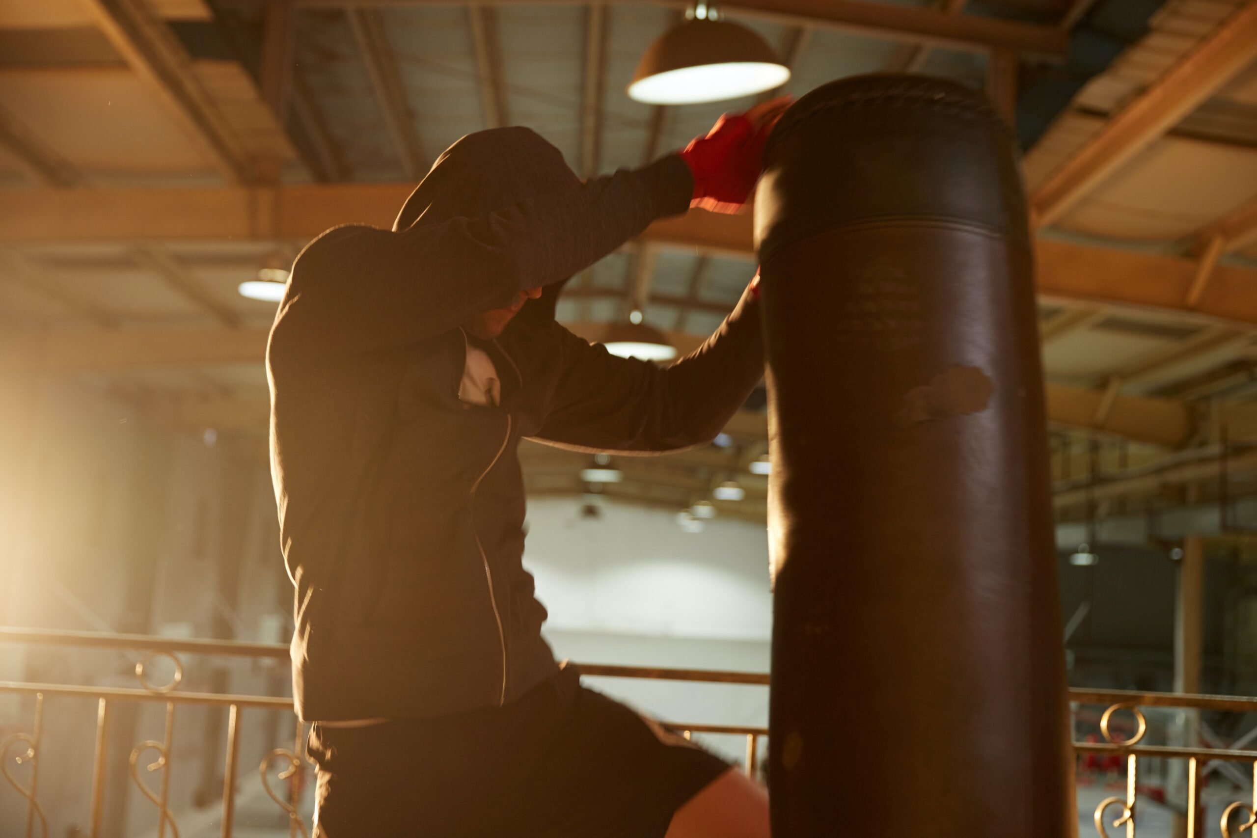 O meio-pesado no boxe é uma das categorias mais respeitadas da modalidade. Saiba quais são os lutadores responsáveis por essa boa reputação.