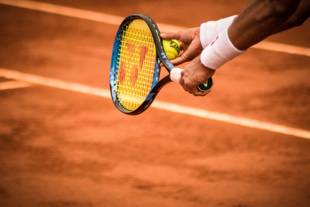 Roland Garros é um dos principais torneios profissionais de tênis do mundo. Confira quais são os maiores campeões de Roland Garros.
