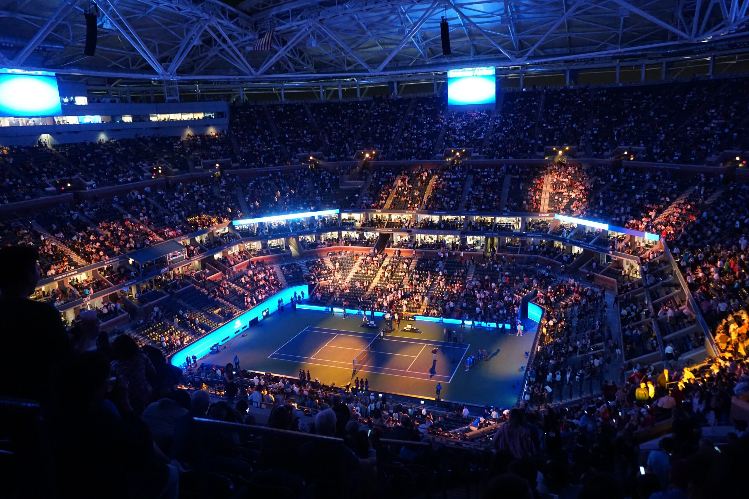 O US Open é um dos principais torneios de tênis do mundo, assim como é um dos mais antigos. Confira quais são os maiores campeões do US Open.