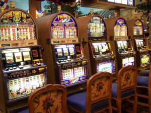 As vantagens de apostar em slots online