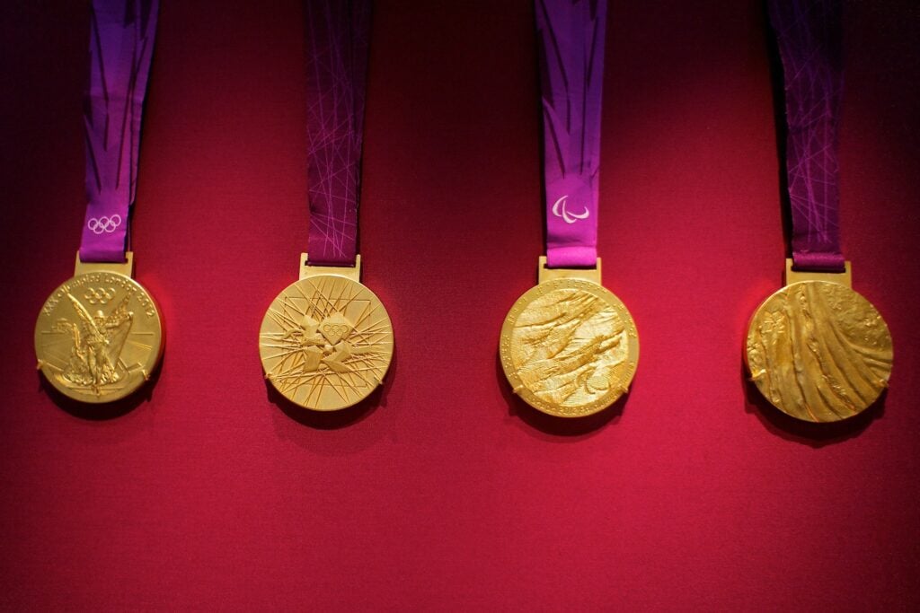 O futebol masculino olímpico já teve diversos campeões, mas apenas algumas nações conquistaram muitas medalhas. Veja os países.
