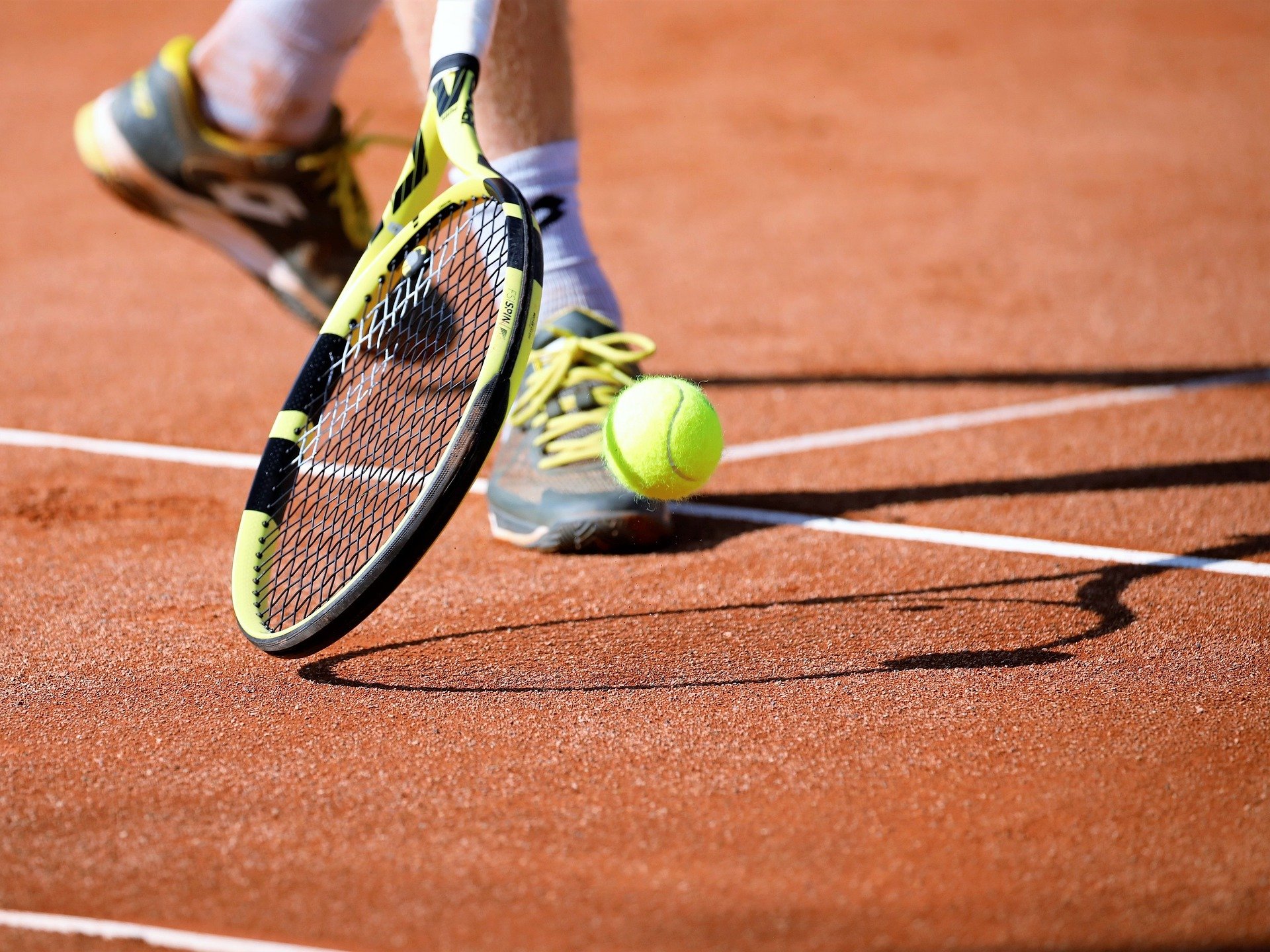 O tênis é muito admirado pelos fãs de esportes e até mesmo por quem gosta de fazer apostas esportivas. Conheça as principais regras do tênis.