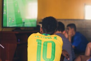 Neymar iguala Pelé e é o maior artilheiro da Seleção Brasileira