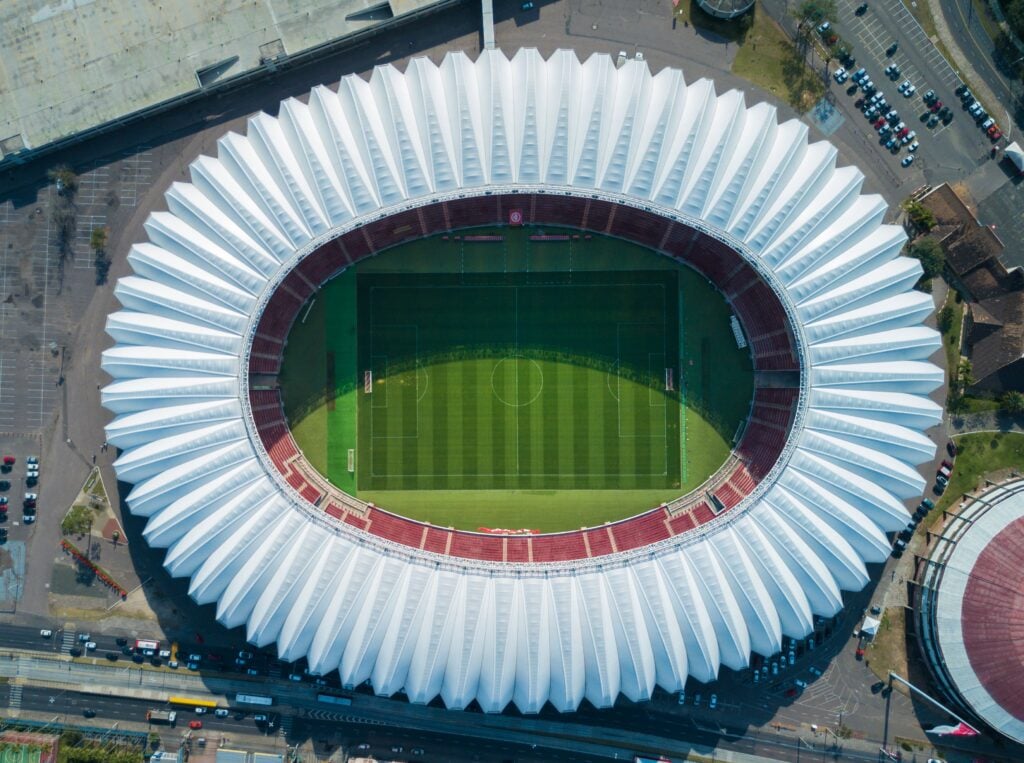 Não são todos os times do Brasileirão que têm um estádio para chamar de seu. Confira quais são os estádios dos times do Brasileirão 2023.