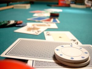 O que é click back no poker?